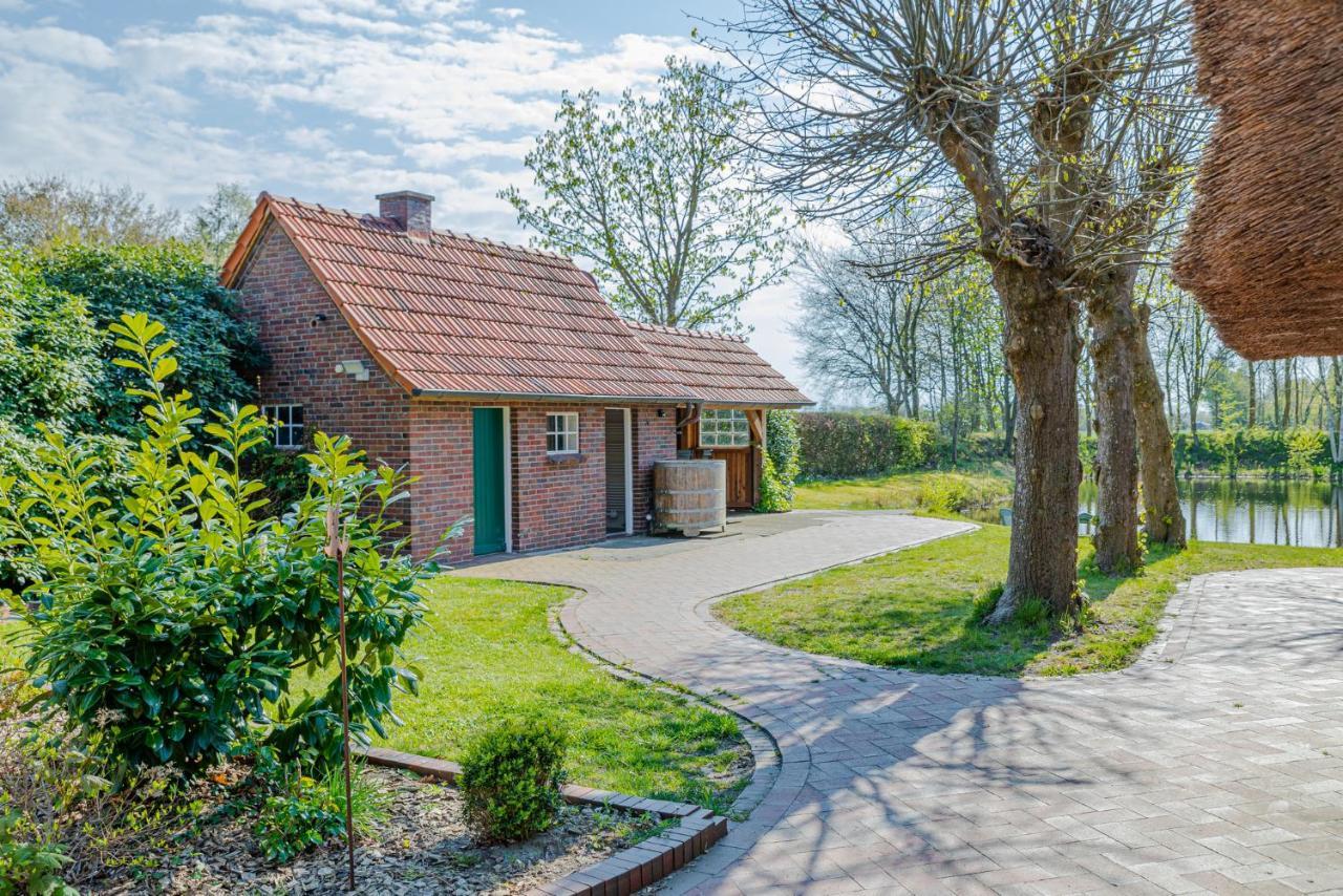 Reetdach Ostfriesenhaus Südbrookmerland Exterior foto
